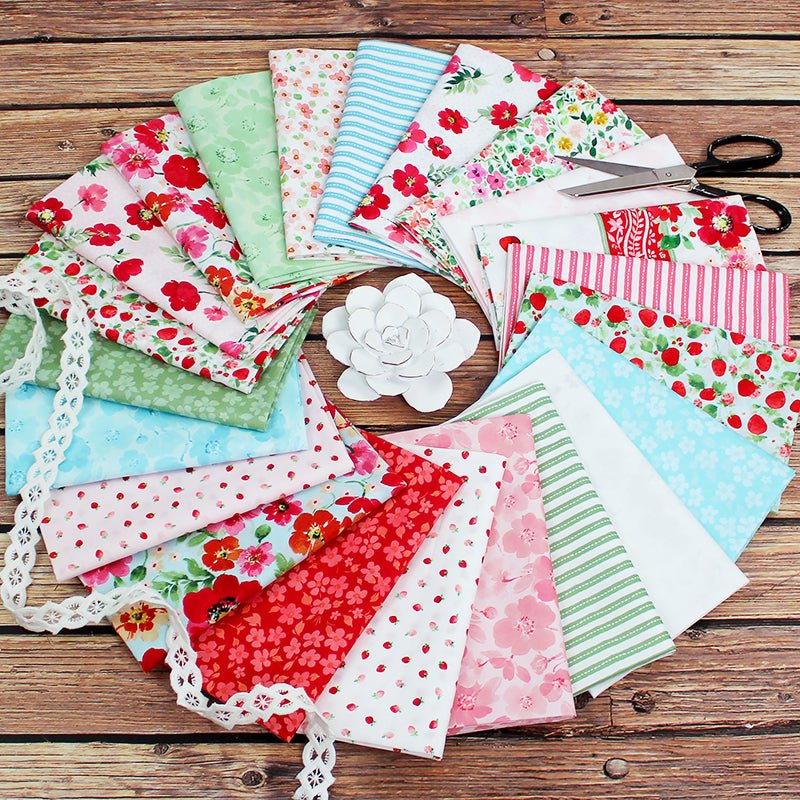 Berry Sweet Fat Quarter Bundle - Clothworks from Fort Worth Fabric Studio