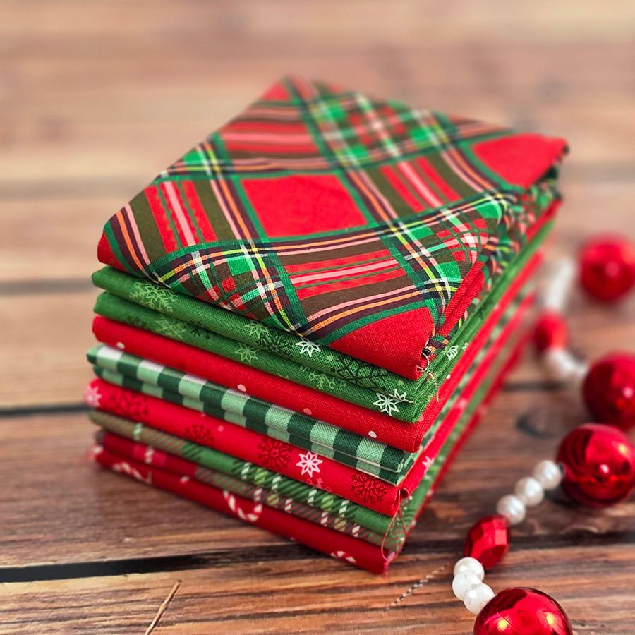 Christmas Cupboard – FWFS Exclusive 7 Piece Fat Quarter Bundle by Fort Worth Fabric Studio