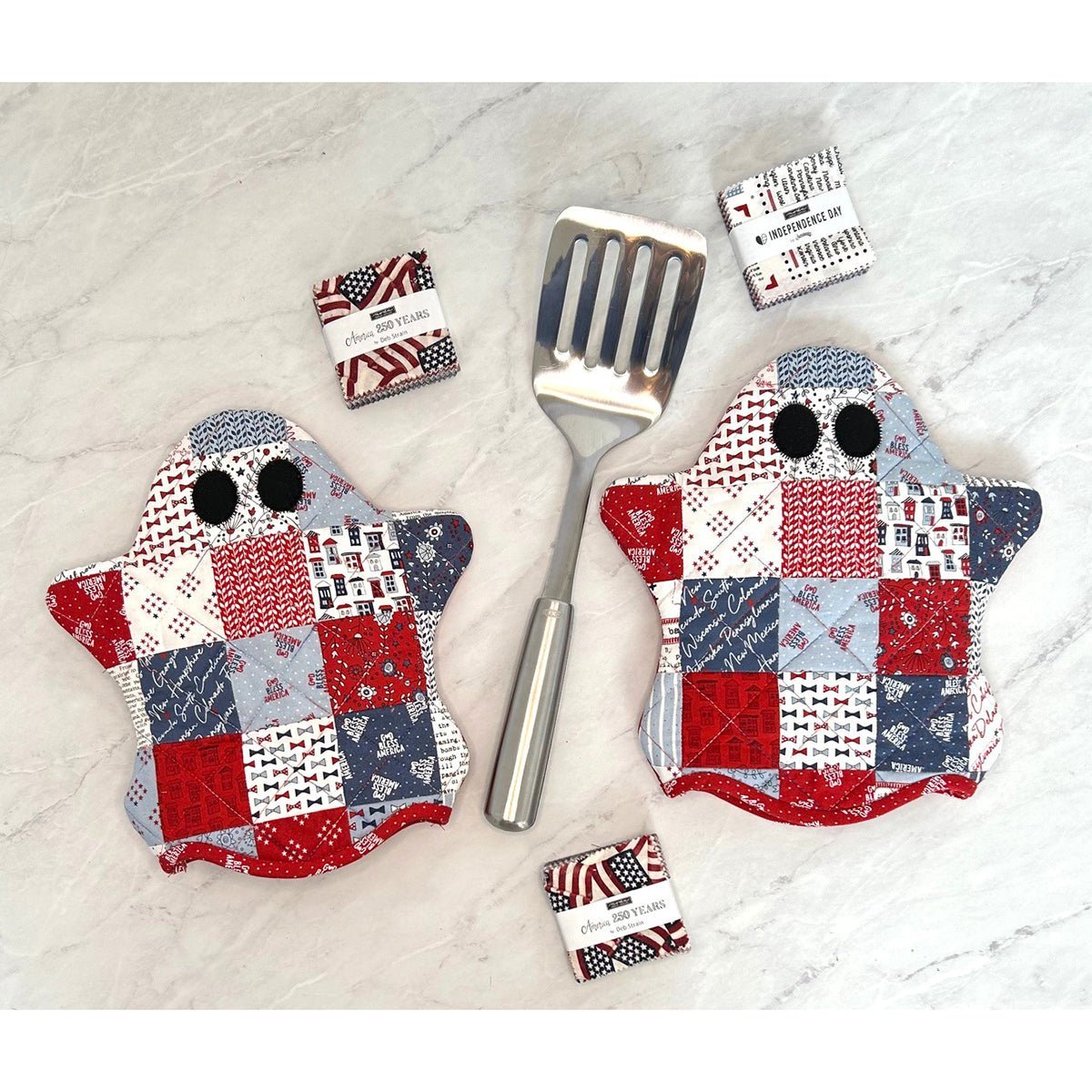 Ghostly Hot Pads Pattern by J. Minnis Designs by J. Minnis Designs