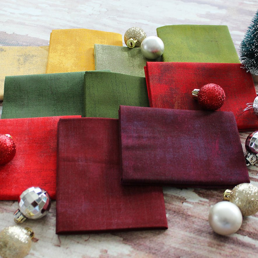 Grunge Yuletide Mix Fat Quarter Bundle by Moda