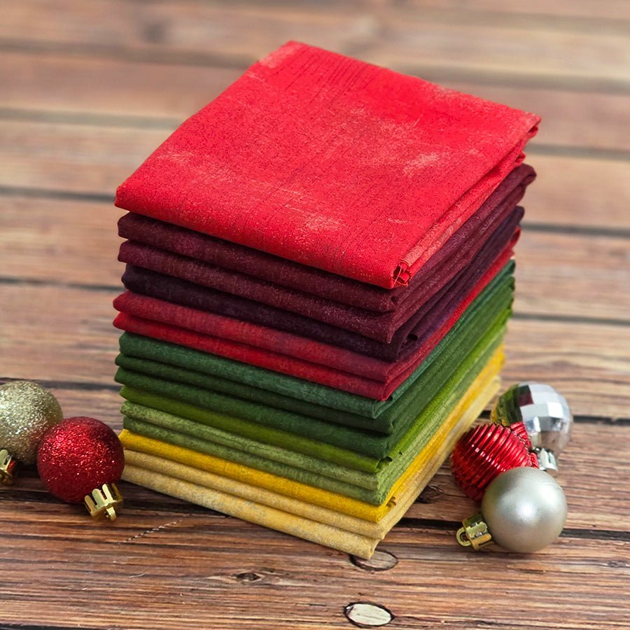 Grunge Yuletide Mix Fat Quarter Bundle – Holiday Christmas Quilting Fabric (Moda Basics) by Moda