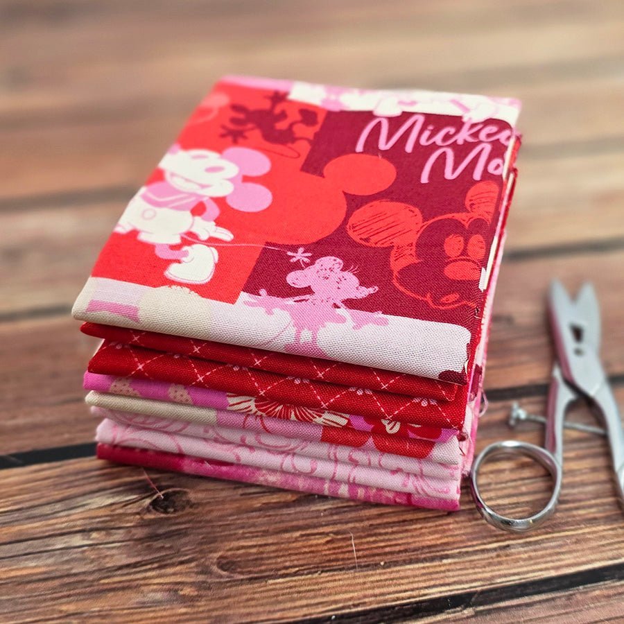 Kiss & Tell – FWFS Exclusive 6 Piece Fat Quarter Bundle by Fort Worth Fabric Studio