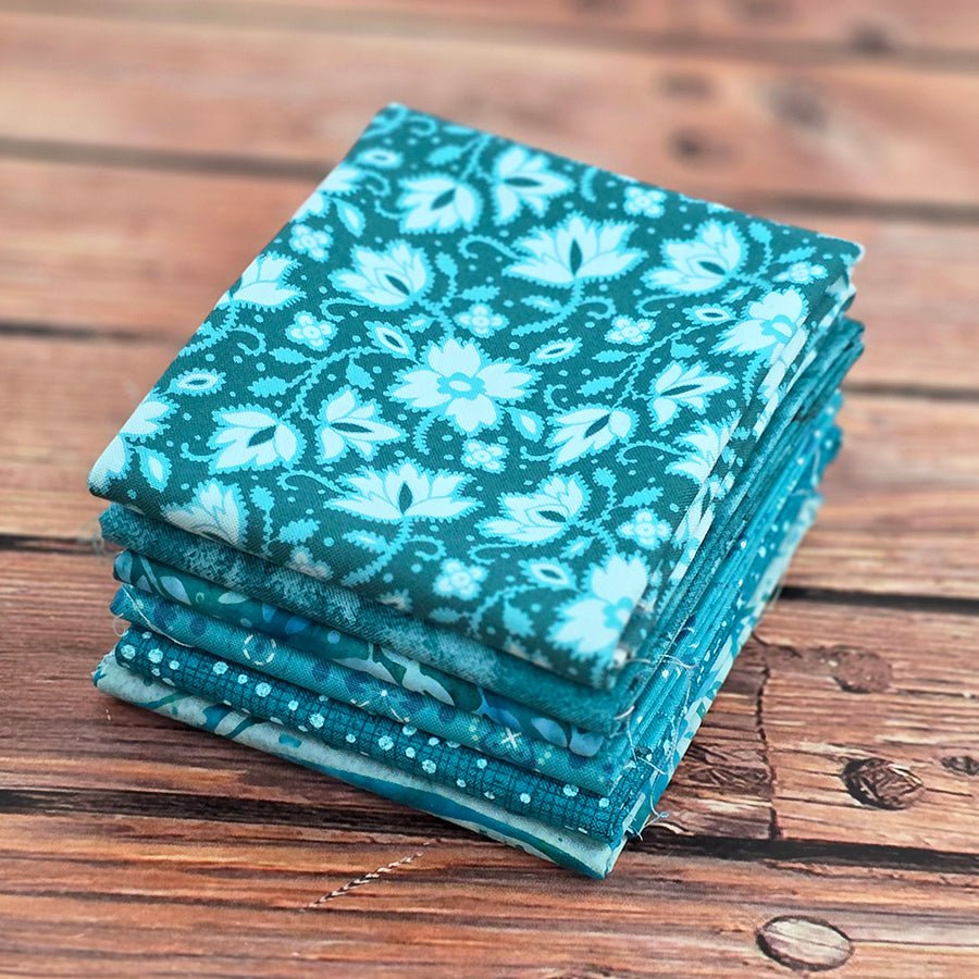 Lagoon Lover – FWFS Exclusive 6 Piece Fat Quarter Bundle by Fort Worth Fabric Studio