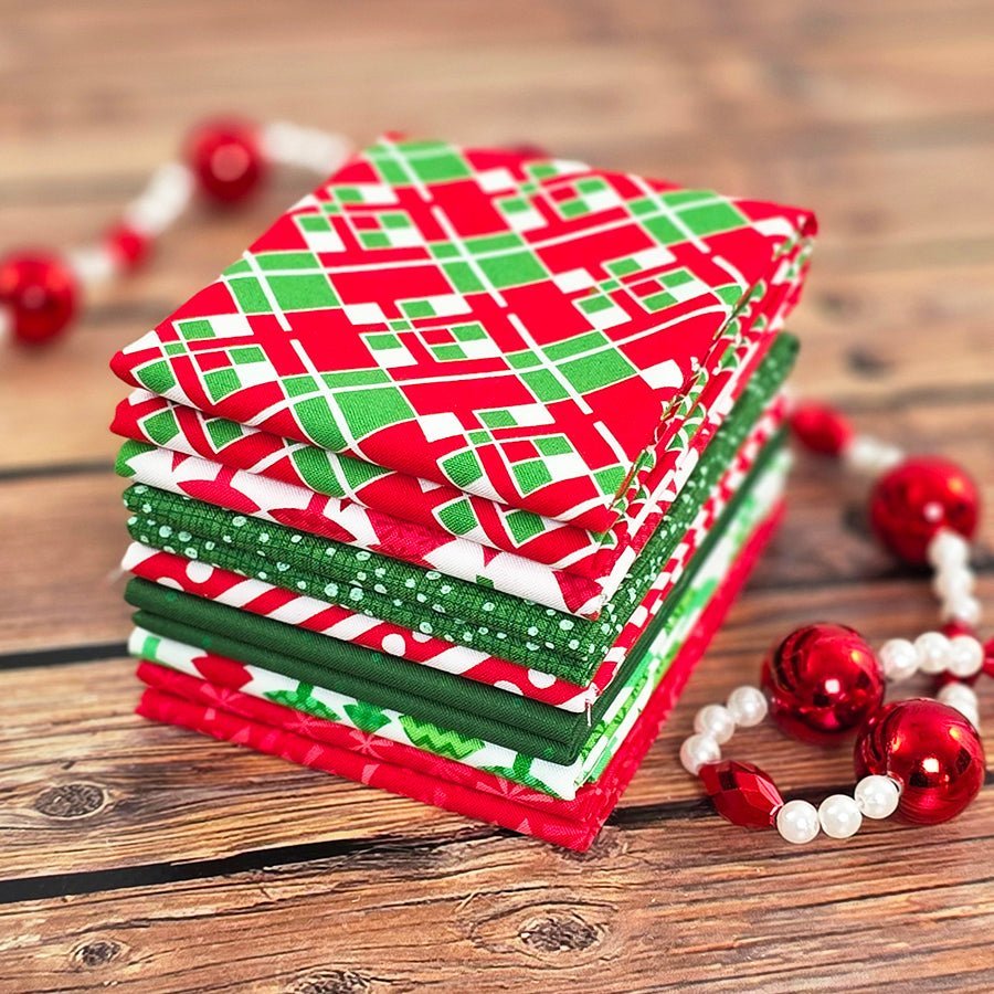 Merry Everything – FWFS Exclusive 7 Piece Fat Quarter Bundle by Fort Worth Fabric Studio