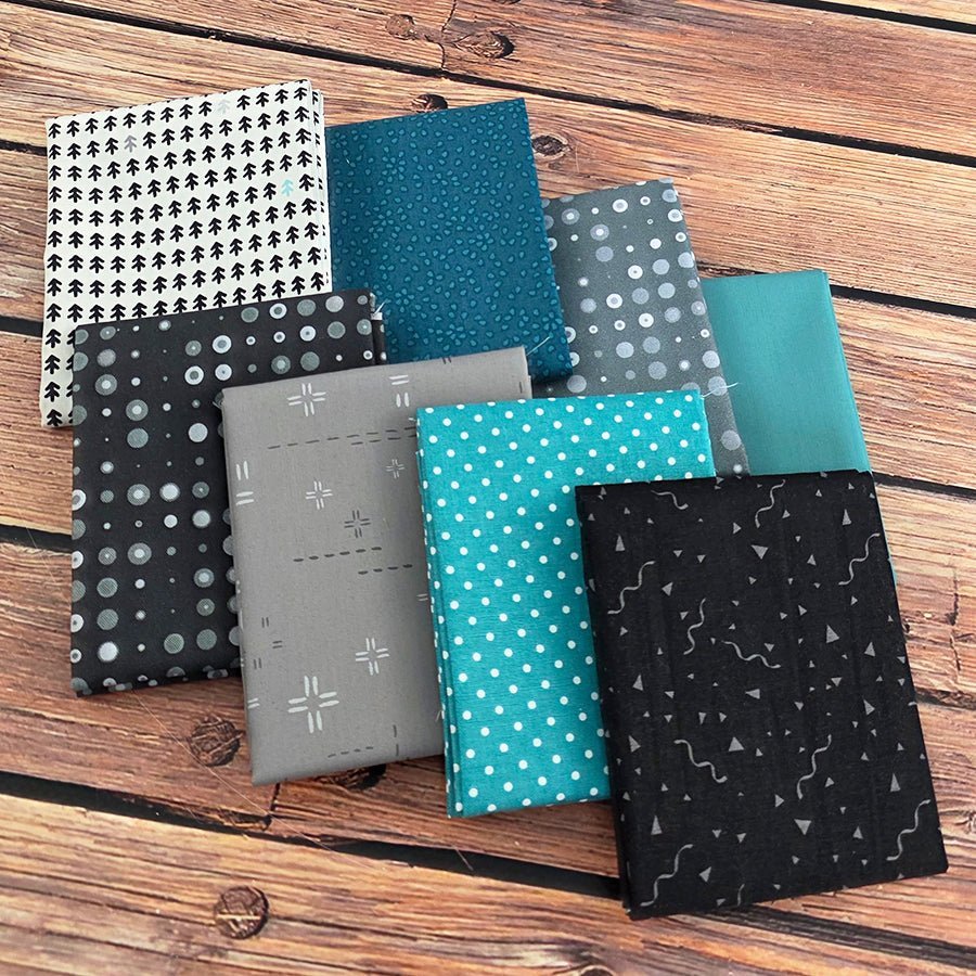 Minor Details – FWFS Exclusive 8 Piece Fat Quarter Bundle by Fort Worth Fabric Studio